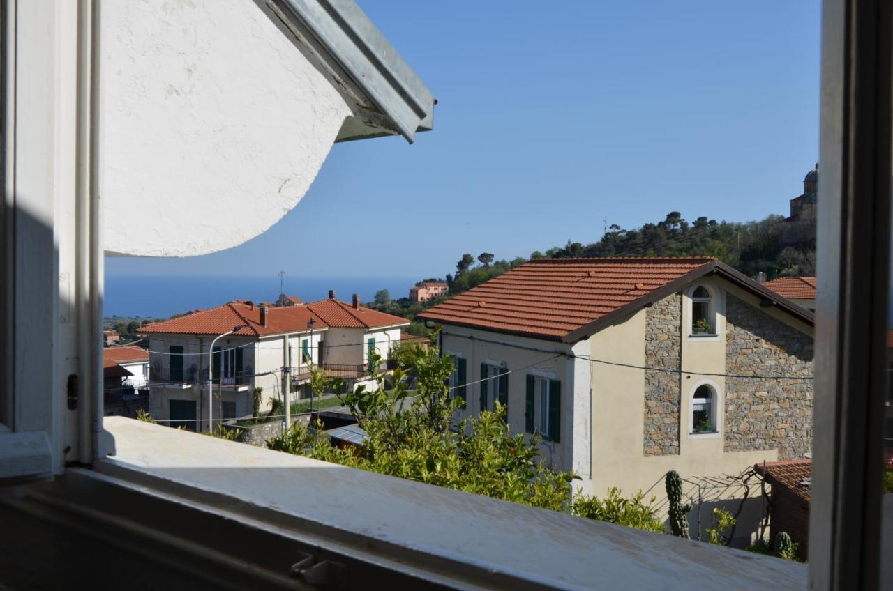 Villa La Parisienne Diano Borello Eksteriør billede