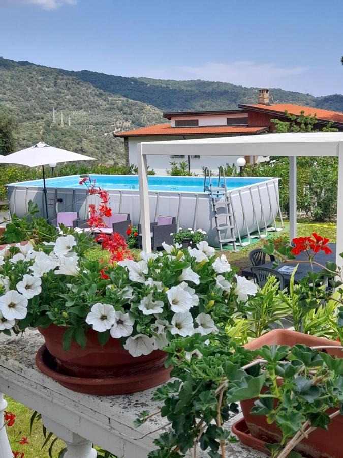 Villa La Parisienne Diano Borello Eksteriør billede